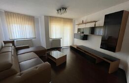 Centru Petroșani | 3 camere decomandat | Vedere spre Parâng | 75 mp