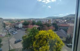 Apartament 2 camere, decomandat, vedere panoramică, Deva