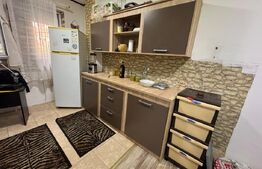 Apartament de vanzare, cu 1 cameră, decomandat, 40 mp, la 2 minute de Pietonala