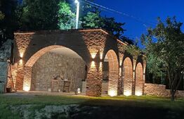 Casa superba cu etaj, zona retrasa - Deva