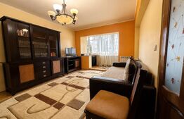 Apartament 3 camere, decomandat, ultracentral, 2 băi, etaj 2 - zona Opera