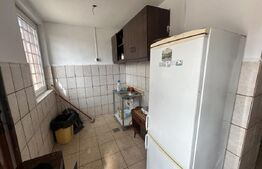 Parc industrial Bârsãu (HALE-BIROURI-APARTAMENT DE LOCUIT-CURTE GENEROASA-TEREN)