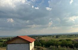 Casă la roșu de vânzare în Chimindia, teren de 1.400 mp, acces 2 drumuri