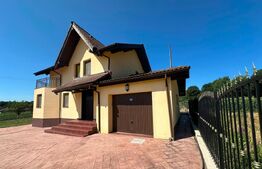 Casă premium perfectă pentru familie , cu garaj și grădină