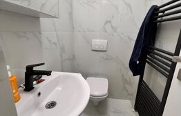 Apartament 3 camere de vânzare, 94 mp, zona Centrala