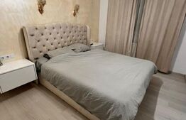Apartament 3 camere de vânzare, 94 mp, zona Centrala