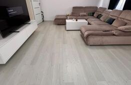 Apartament 3 camere de vânzare, 94 mp, zona Centrala