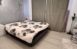 Apartament 3 camere de vânzare, 94 mp, zona Centrala