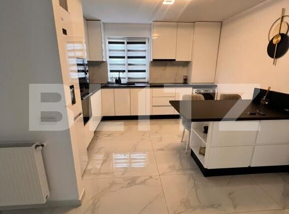 Apartament de vânzare 3 camere Central - 203687AV | BLITZ Deva | Poza1