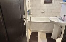 Apartament 4 camere, 77 mp, Zonă centrală