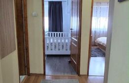 Apartament 3 camere de vanzare, 65 mp