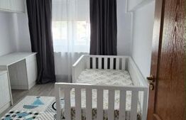 Apartament 3 camere de vanzare, 65 mp