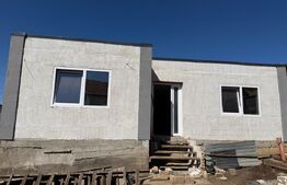  Casă cu potențial de extindere, Zona Zăvoi