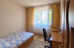 Apartament 3 camere de vanzare, 46 mp, zona Micro 15