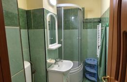 Apartament 3 camere de vanzare, 46 mp, zona Micro 15