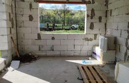Casa de vanzare, 280 mp , teren 3.500 mp, zona Pestisu Mic