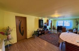 Casa 4 camere, 135 mp, teren 387 mp, zona Calugareni