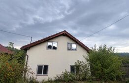 Casa 240 mp, teren 1000 mp, zona Rapas