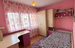 Apartament 4 camere, 77 mp +balcon, zona Orastie