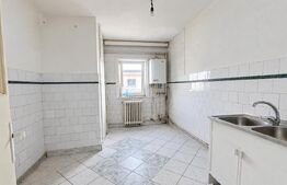 Apartament 3 camere, 70 mp, zona Liliacului