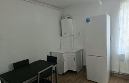 Apartament 4 camere, 90 mp, zona Centrală