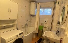 Casă de vânzare, 320 mp, zona Vest
