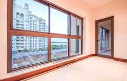 READY, FULLY FURNISHED, GREAT LOCATION