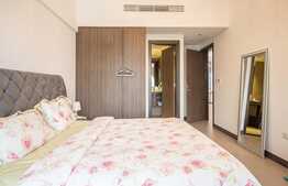 2 Bedroom Apartment / Dubai Skyline View