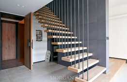 Spacious 2BR Garden Duplex in the Terraces