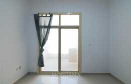 Exclusive 4bed+Maids-Privet Swimming Pool