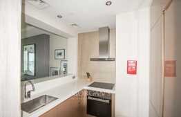 Fully Furnished, Vacant Unit, High Floor