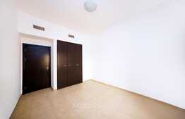Ready to move in 2Br In Al Ramth 23 , Remraam