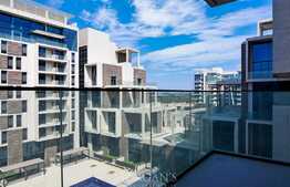 Pool view, Urban London, Terraces South
