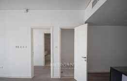 Low floor / Spacious / excellent location