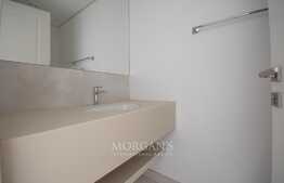 Low floor / Spacious / excellent location