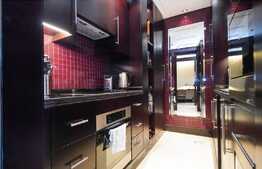 Full Burj Khalifa and Fountain view l Study room