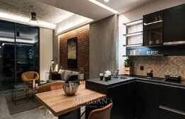 Urban London, Pool view, The Terraces