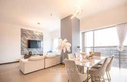 2 Bedroom Apartment / Dubai Skyline View