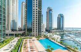 2BR Spacious, Creek & Dubai Skyline View