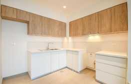 VOT, WELL MAINTAINED, 8TH FLOOR