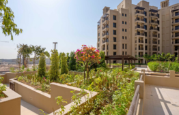 2 Br, Huge terrace, spacious, Brand new