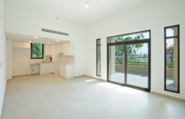 2 Br, Huge terrace, spacious, Brand new