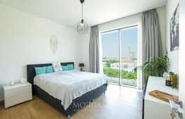 Upgraded Furnished 1BR, Hartland Greens