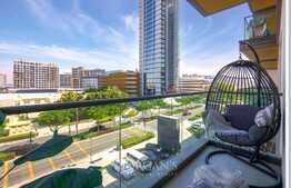 Upgraded Furnished 1BR, Hartland Greens