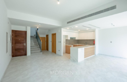 Single Row, Near to Green Area & Pool