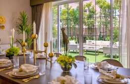 5 Bedroom Villa, 382 mp, with garden