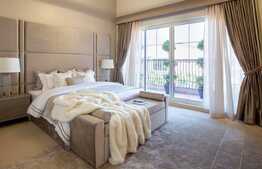 5 Bedroom Villa, 382 mp, with garden