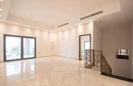 PRIME LOCATION, SWIMMING POOL, TERRACE