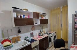 Apartament 4 camere  ,  80mp , Zona Bulevardul Dunarea