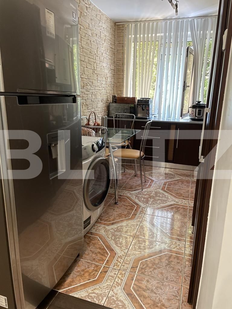 Apartament de vânzare 4 camere Micro 16 - 118701AV | BLITZ Galati | Poza3